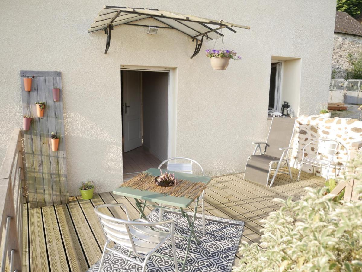Gite De Lasbareilles Narcastet Exterior photo